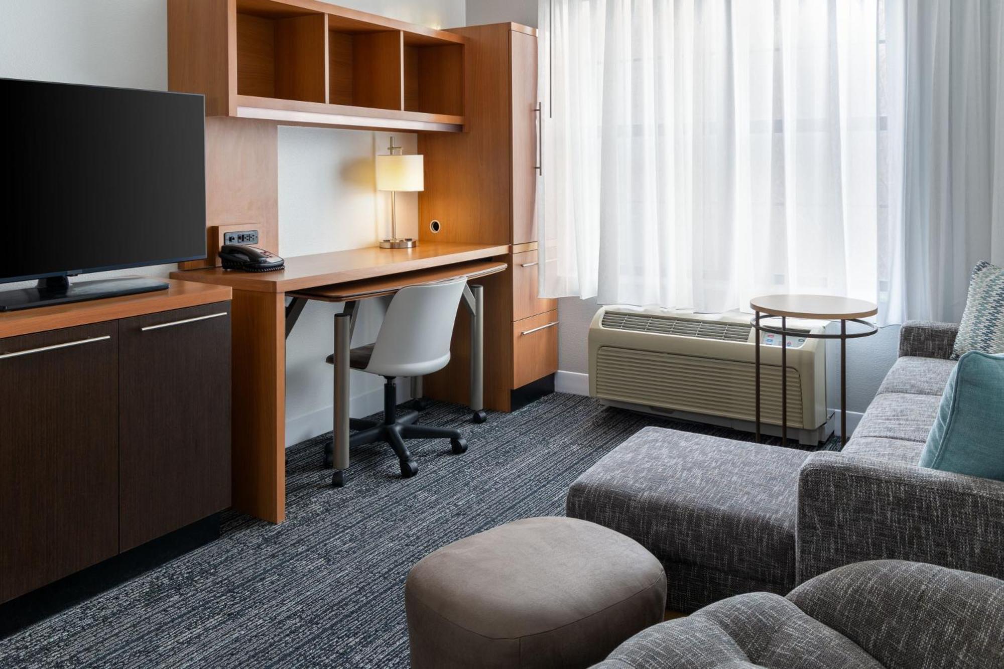 Towneplace Suites By Marriott Sacramento Roseville Exterior photo